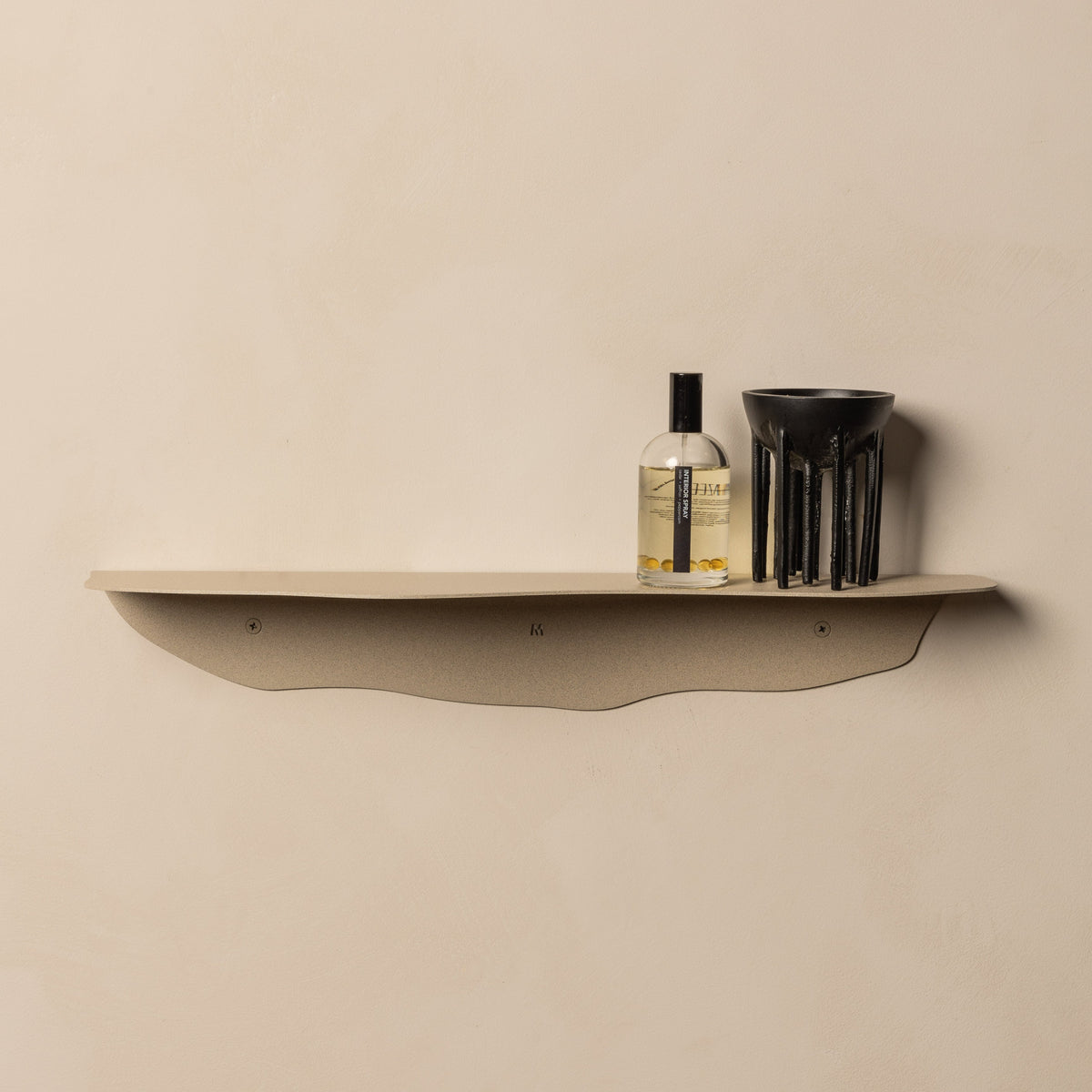 FOLD Wavy Shelf 550 — Limestone