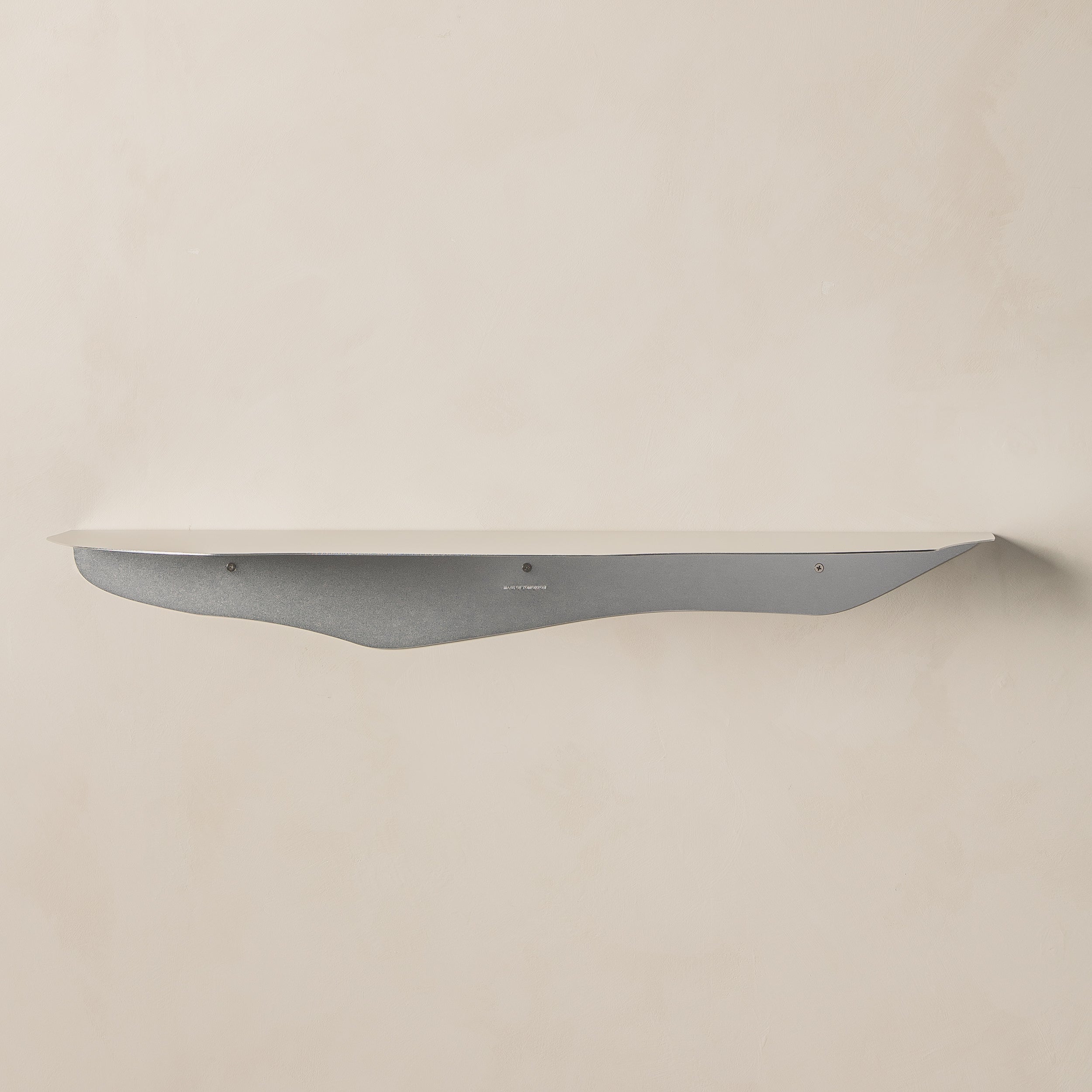 FOLD Wavy Shelf 950