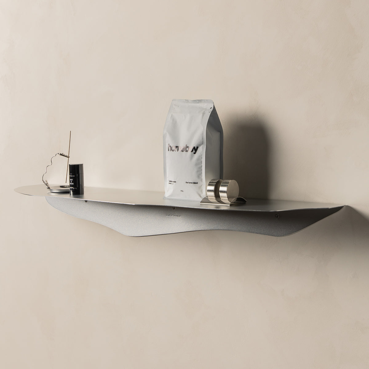 FOLD Wavy Shelf 950 — Anodised Aluminium