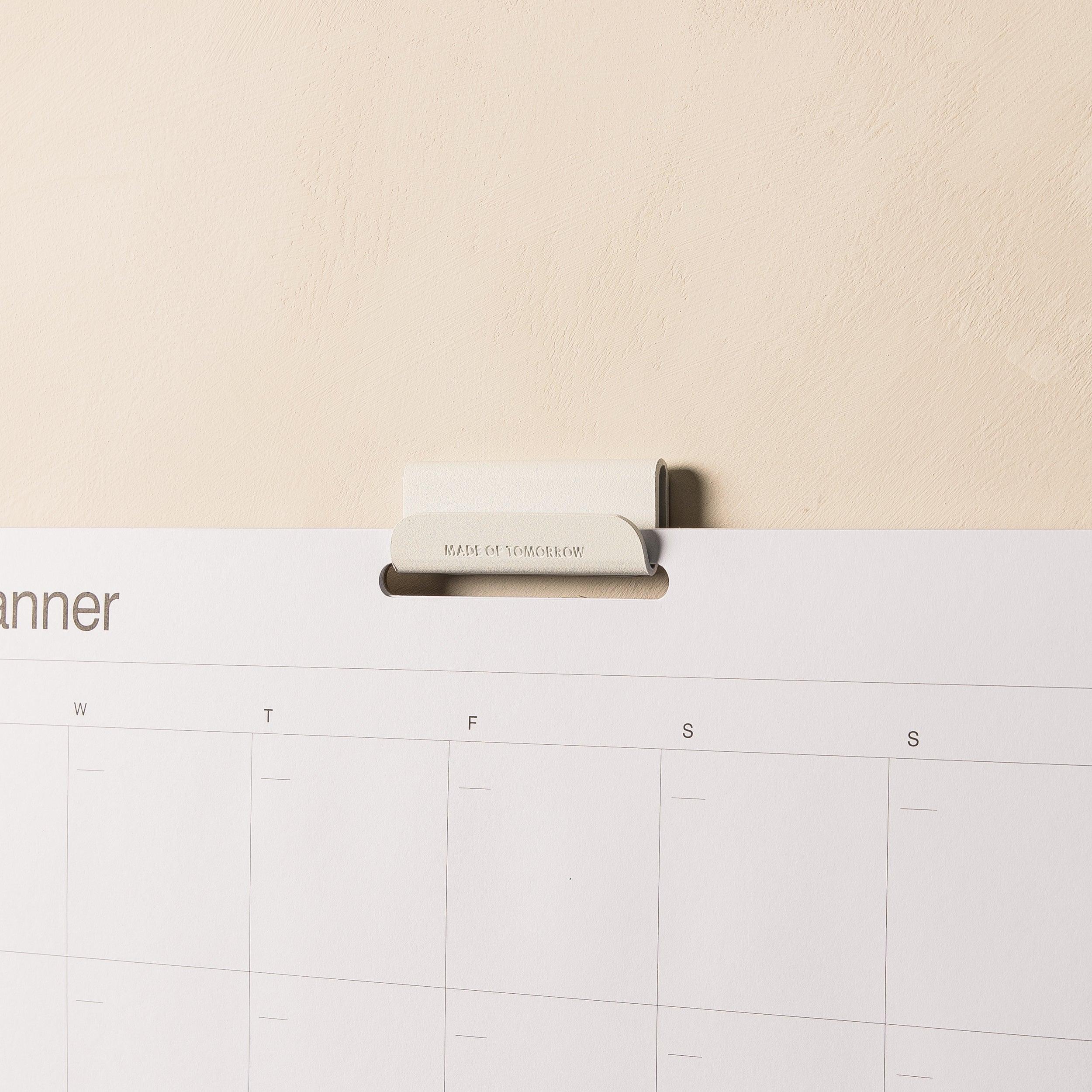 White FOLD Display Hook