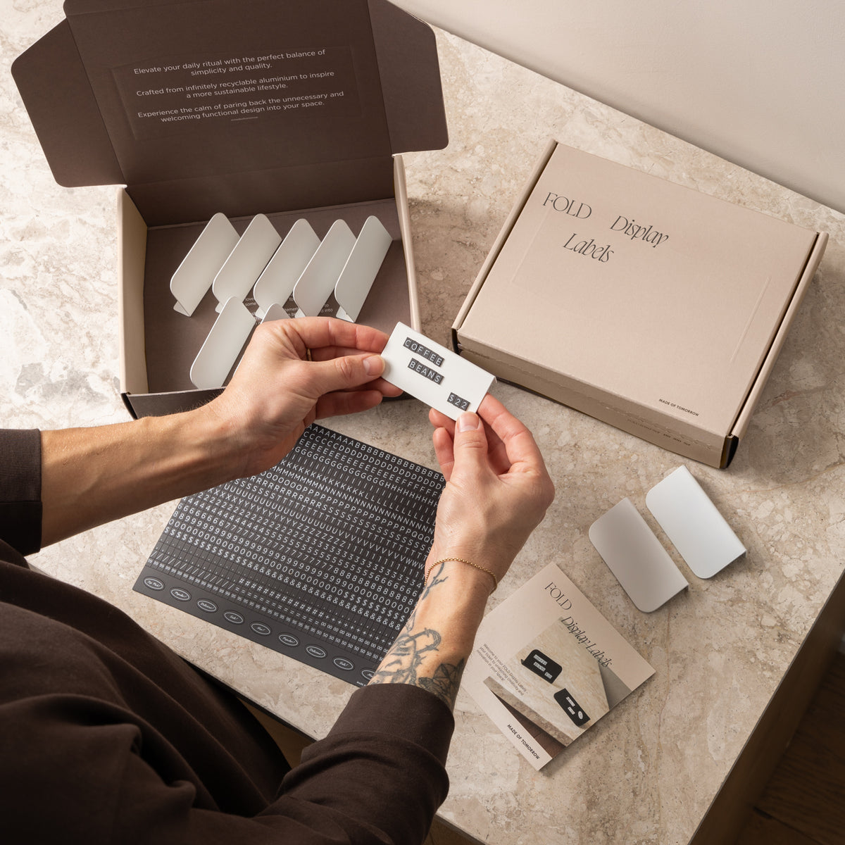 FOLD Display Labels – Made of Tomorrow