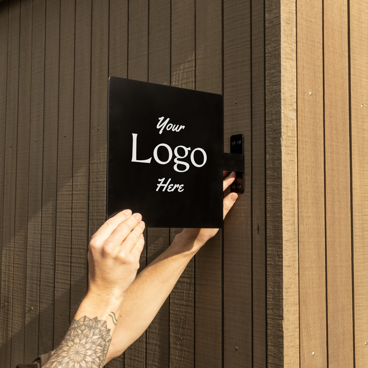 FOLD Square Sign 250 — Black